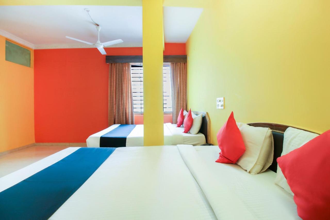 Capital O 71729 Lucky Inn บังกาลอร์ ภายนอก รูปภาพ