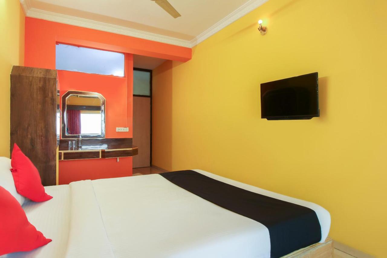 Capital O 71729 Lucky Inn บังกาลอร์ ภายนอก รูปภาพ