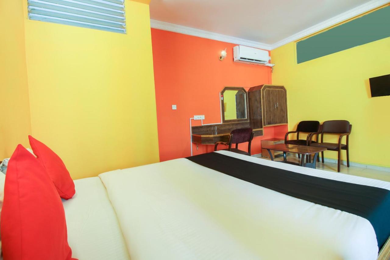 Capital O 71729 Lucky Inn บังกาลอร์ ภายนอก รูปภาพ