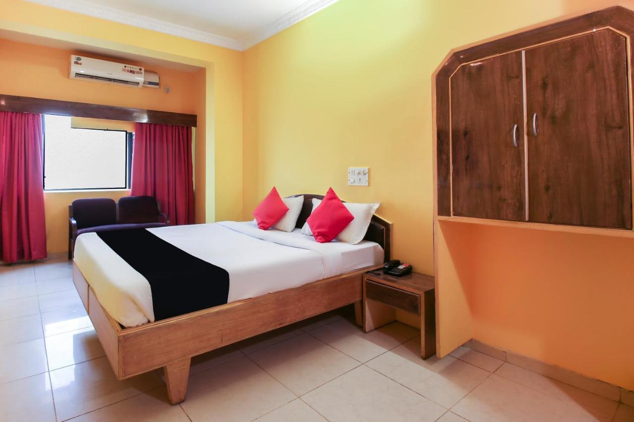 Capital O 71729 Lucky Inn บังกาลอร์ ภายนอก รูปภาพ