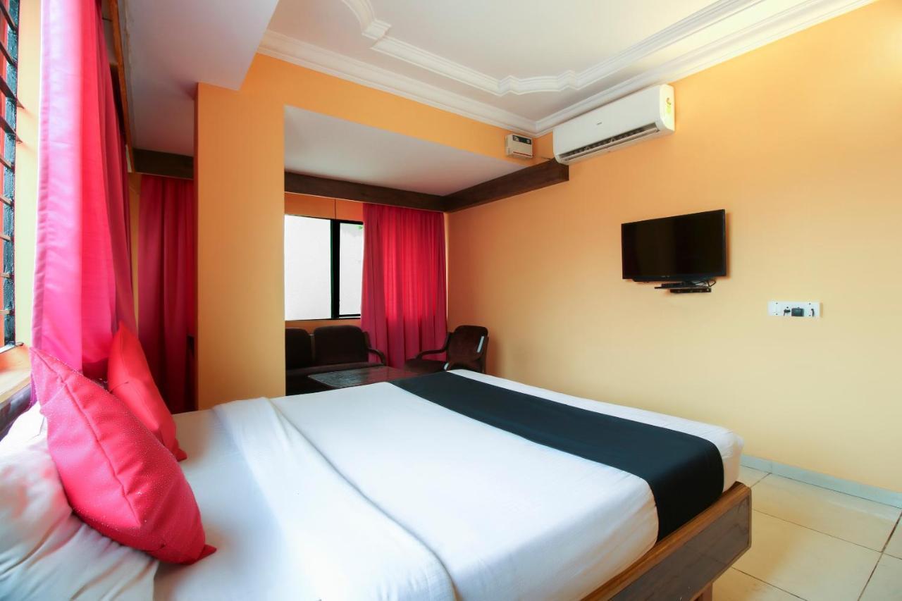 Capital O 71729 Lucky Inn บังกาลอร์ ภายนอก รูปภาพ