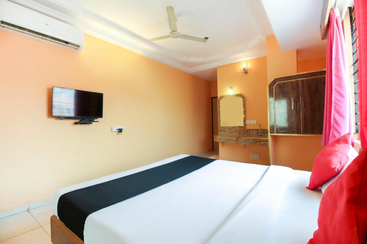 Capital O 71729 Lucky Inn บังกาลอร์ ภายนอก รูปภาพ
